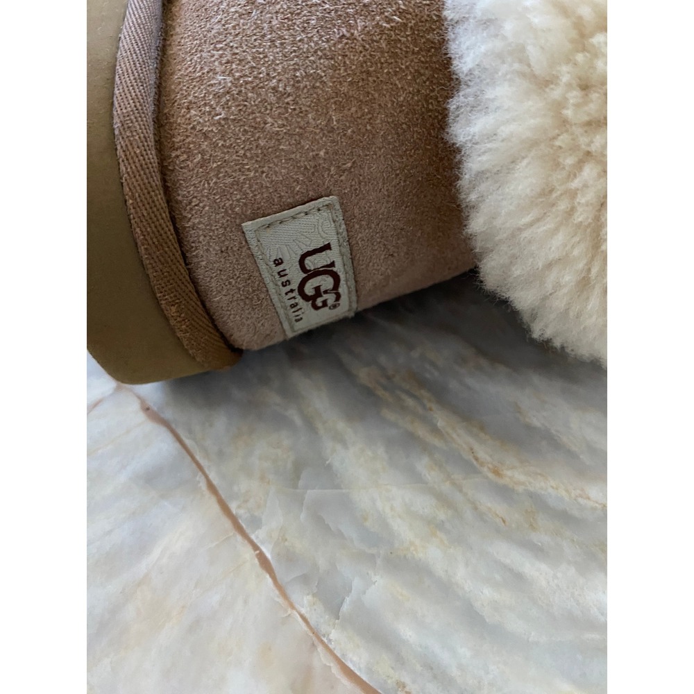 UGG Australia Bailey Button Chestnut Suede Shearling Boots Women Sz 8 - Picture 6 of 16